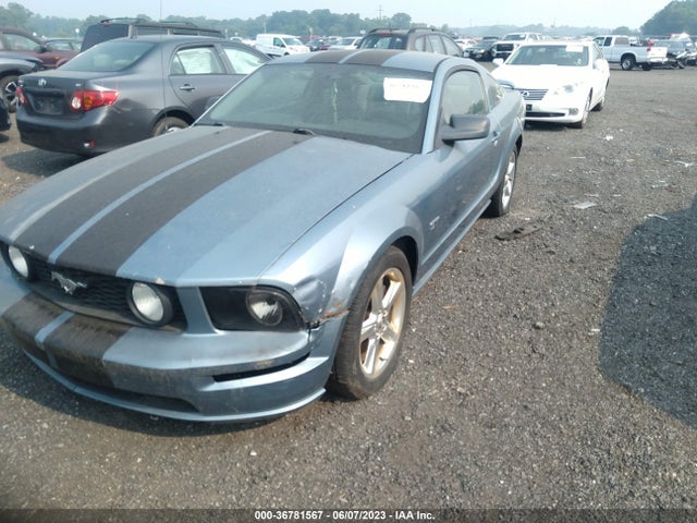 2005 FORD MUSTANG GT VIN: 1ZVFT82H755182015