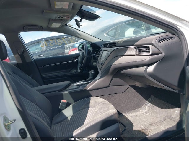 4T1G11AK6LU891471 Toyota CAMRY SE