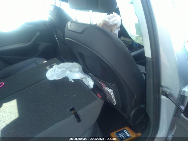 WAUABAF49MA037950 Audi A4 Sedan Premium