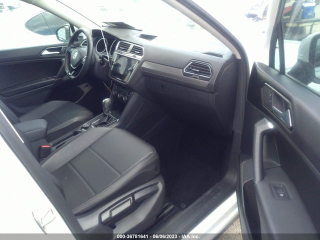 3VV2B7AX2JM103850 Volkswagen Tiguan Sel/se