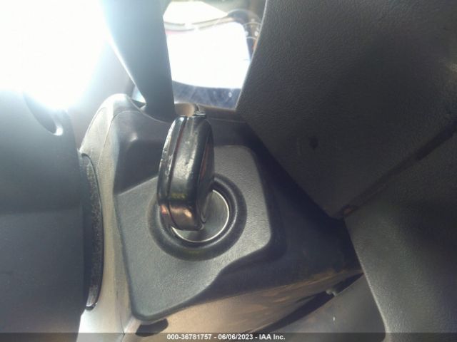 1C4NJPBB9FD318047 Jeep Patriot Sport