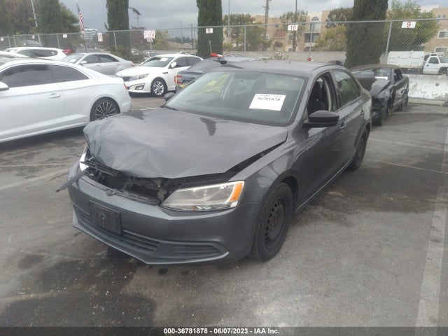 3VW2K7AJ9EM243035 Volkswagen Jetta Sedan S