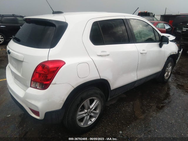 Chevrolet TRAX LS 2022 KL7CJNSMXNB506466 Image 4