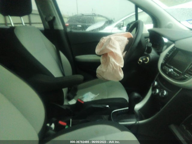 Chevrolet TRAX LS 2022 KL7CJNSMXNB506466 Image 5
