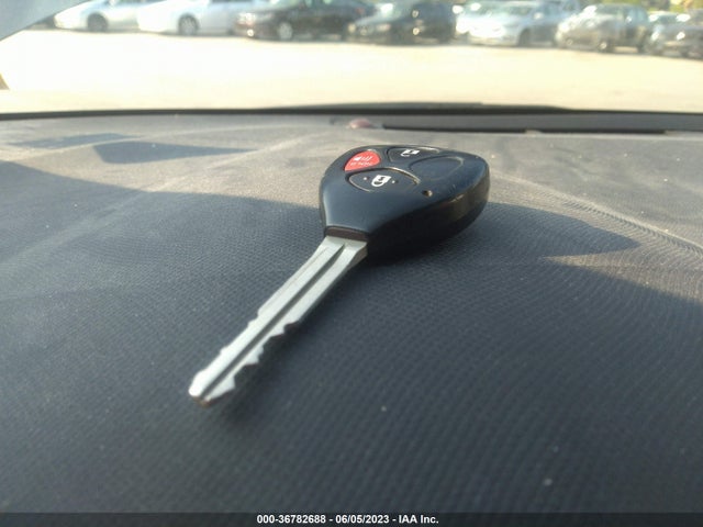 2009 PONTIAC VIBE W/1SA VIN: 5Y2SL67869Z400300