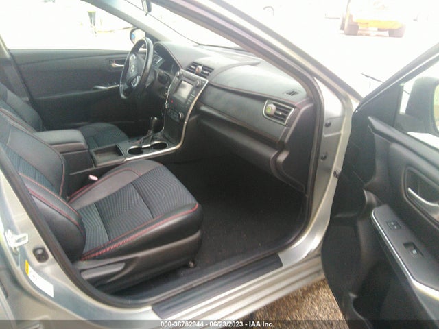 2015 TOYOTA CAMRY SE VIN: 4T1BF1FK5FU024586