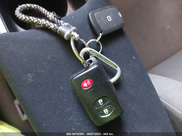 Toyota Prius Four/five/three/one/two 2014 JTDKN3DU8E0389163 Image 11