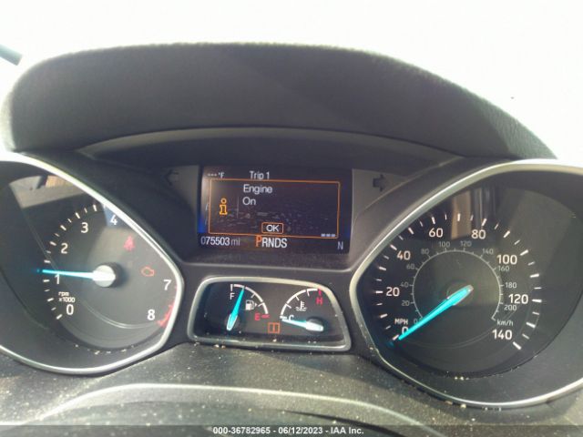 1FMCU9J93HUE70574 Ford Escape Titanium
