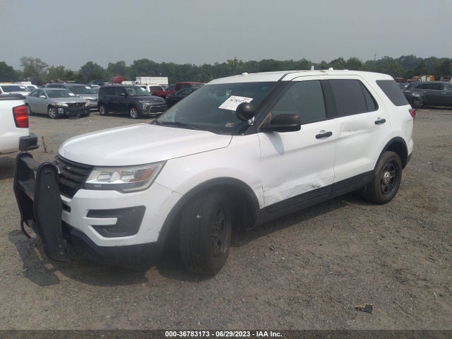 Ford UTILITY POLICE 2016 1FM5K8AR3GGC60627 Image 2