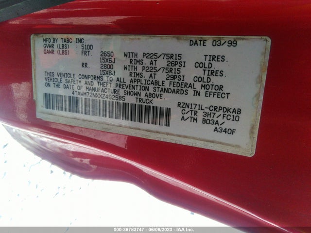 1999 TOYOTA TACOMA VIN: 4TAWM72NXXZ492585