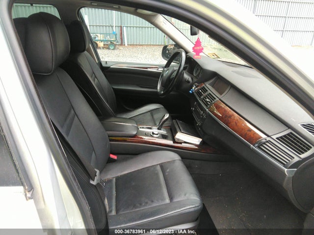 2009 BMW X5 48I VIN: 5UXFE83539L309148