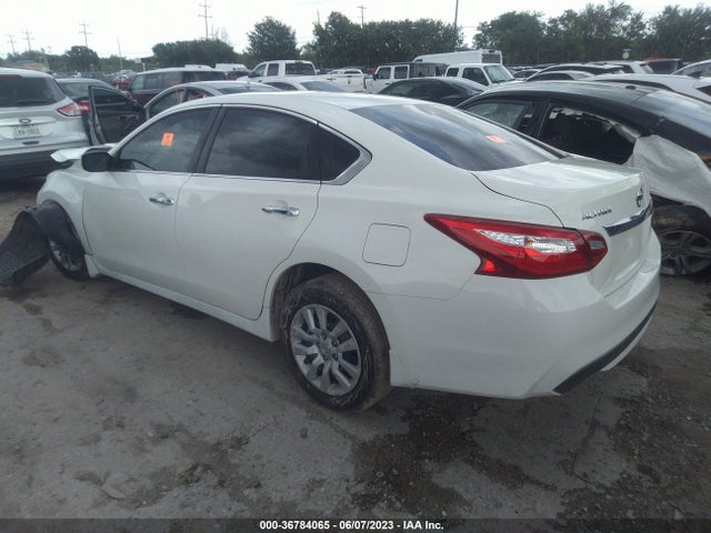 Nissan Altima 2.5 S 2017 1N4AL3AP7HC293940 Image 3