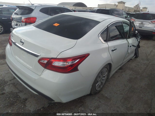 Nissan Altima 2.5 S 2017 1N4AL3AP7HC293940 Image 4