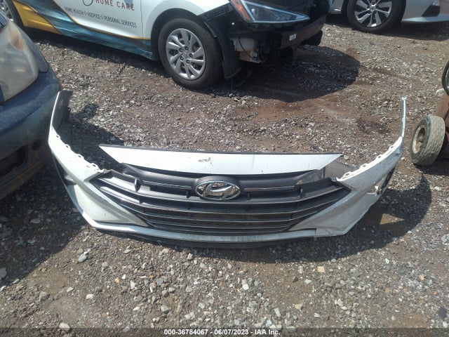 Hyundai ELANTRA SE 2019 5NPD74LF2KH437489 Image 12