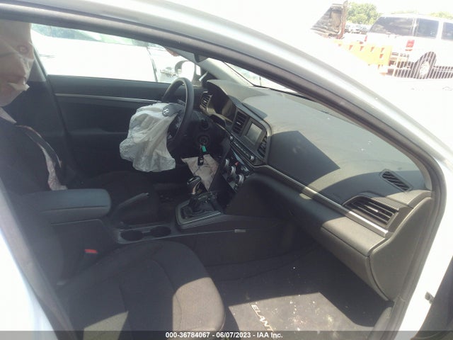 Hyundai ELANTRA SE 2019 5NPD74LF2KH437489 Image 5