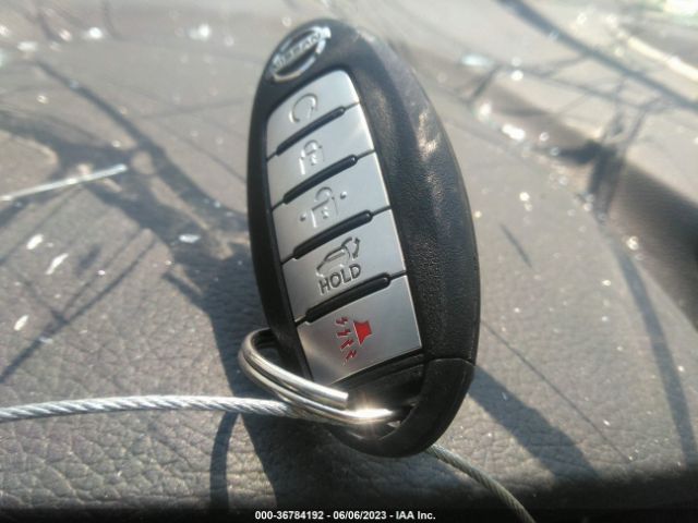 5N1AT2MV3HC859747 Nissan Rogue Sl