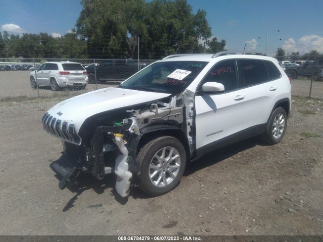 1C4PJLCB0GW351895 Jeep Cherokee Latitude