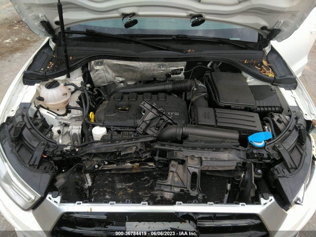 WA1JCCFS8HR016857 Audi Q3 Premium Plus