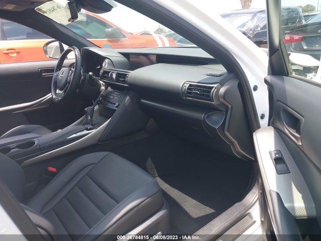 Lexus Is Is 300 2018 JTHBA1D26J5063159 Image 7