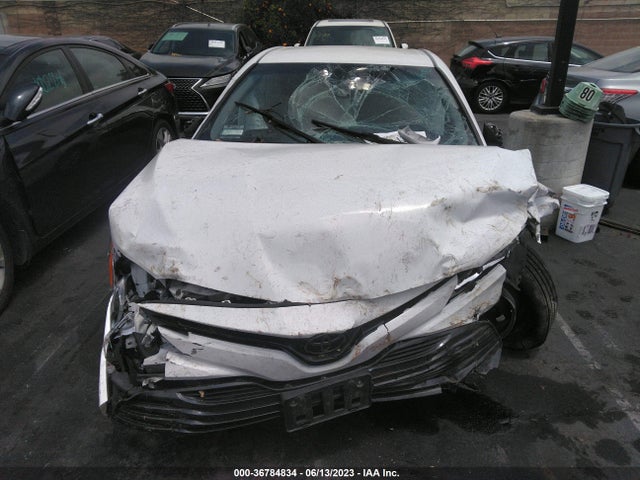 Toyota CAMRY LE 2020 4T1C11AK8LU343907 Image 4