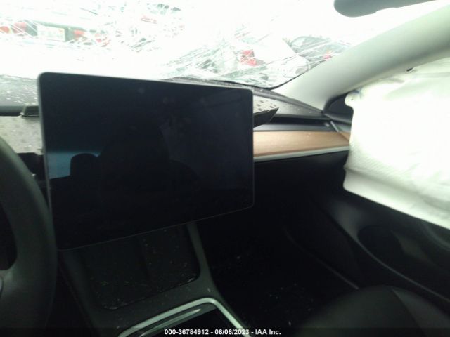 5YJ3E1EA2MF013572 Tesla Model 3 Standard Range Plus