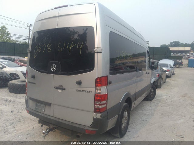 2011 MERCEDES-BENZ SPRINTER PASSENGER VANS VIN: WDZBE7CC9B5554328