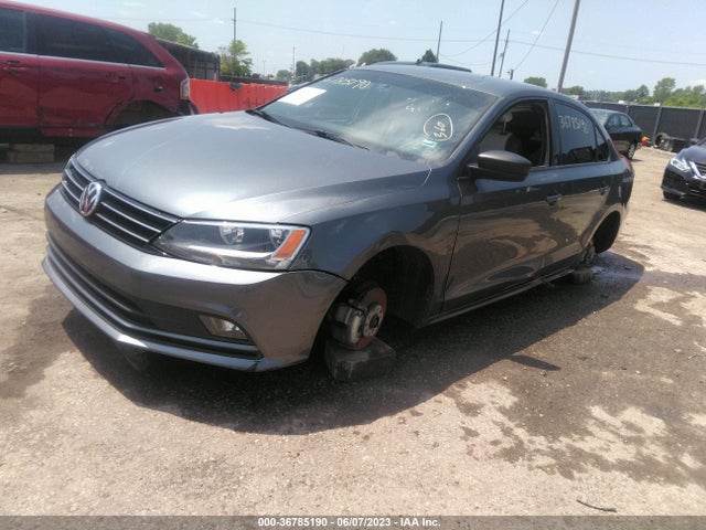 3VWD17AJ6GM302671 Volkswagen Jetta Sedan 1.8t Sport