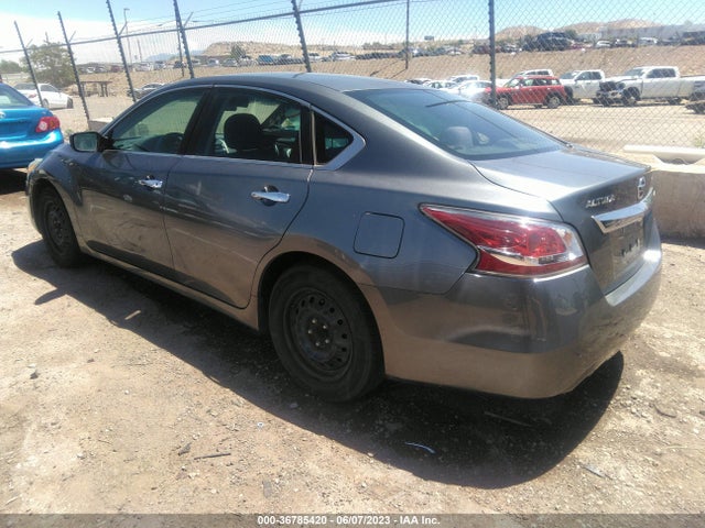 Nissan Altima 2.5 S 2015 1N4AL3AP3FN313974 Image 4