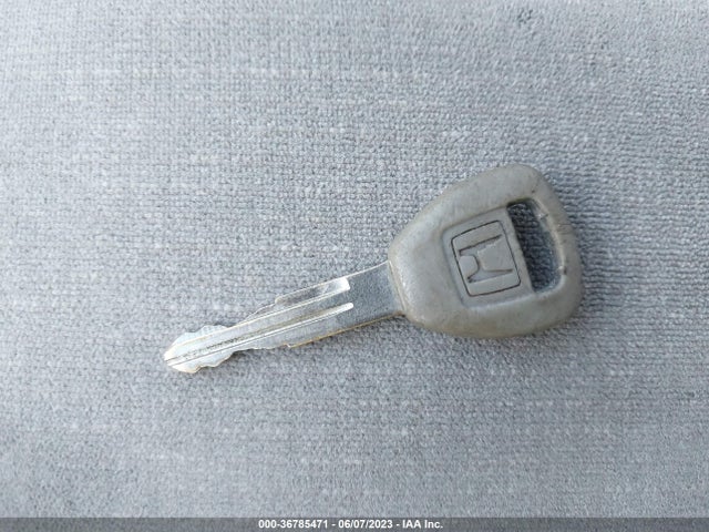 2002 HONDA ACCORD SDN LX VIN: 3HGCG56472G703532