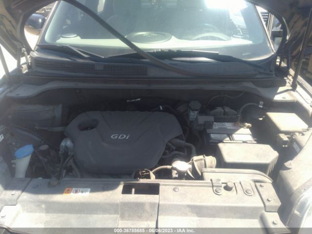 KNDJN2A23F7807646 KIA Soul Base