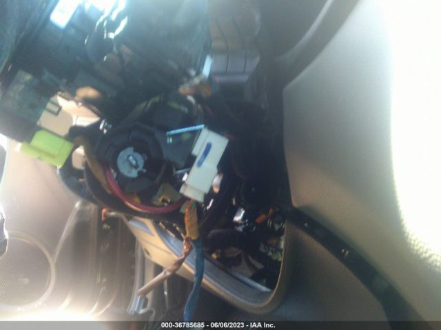 KNDJN2A23F7807646 KIA Soul Base