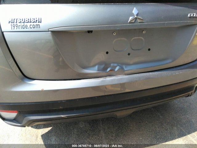 JA4AT3AA0KZ037983 Mitsubishi Eclipse Cross Es