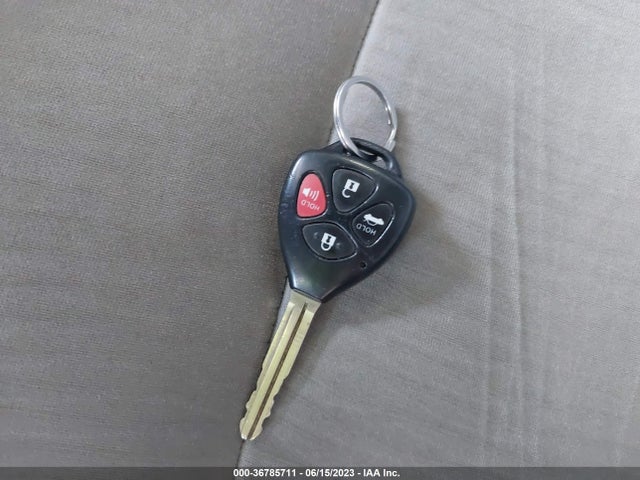2010 TOYOTA COROLLA LE VIN: 2T1BU4EE2AC521690