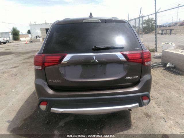 JA4AZ2A37HZ018155 Mitsubishi Outlander Es