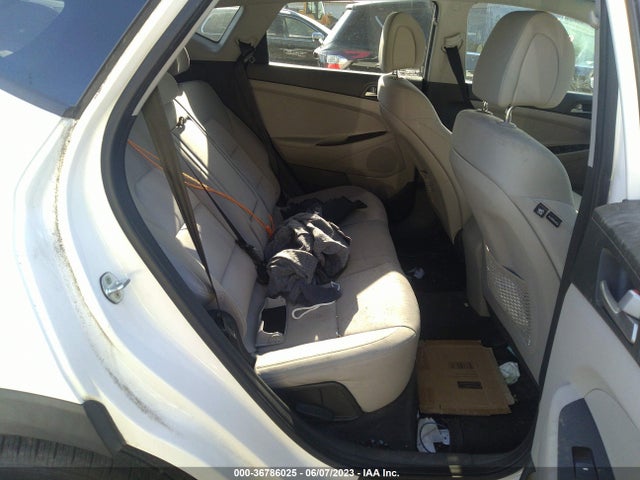 Hyundai TUCSON SE 2017 KM8J3CA42HU316904 Image 9