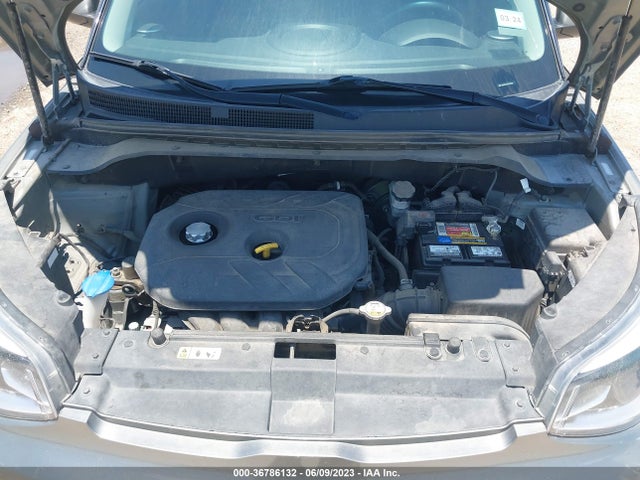 KIA SOUL + 2016 KNDJP3A5XG7286338 Image 16