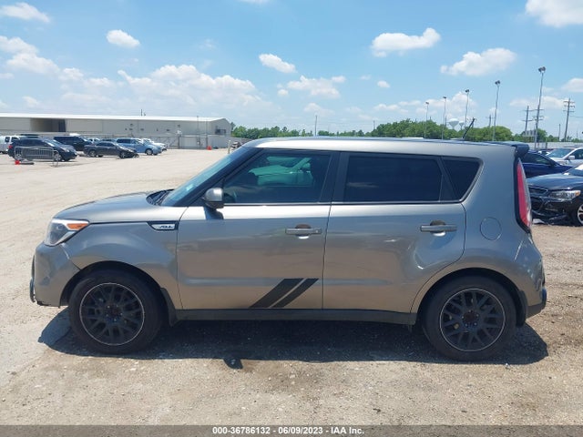 KIA SOUL + 2016 KNDJP3A5XG7286338 Image 6