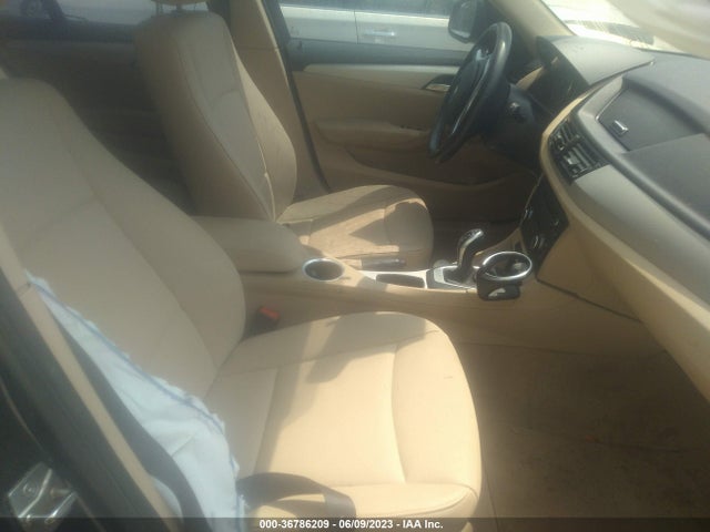2014 BMW X1 XDRIVE28I VIN: WBAVL1C57EVY11599