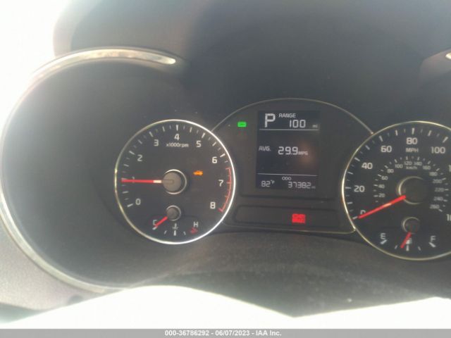 3KPFK4A77JE213916 KIA FORTE LX