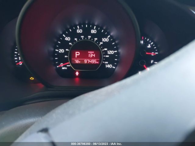KNDJP3A54H7440687 KIA SOUL +