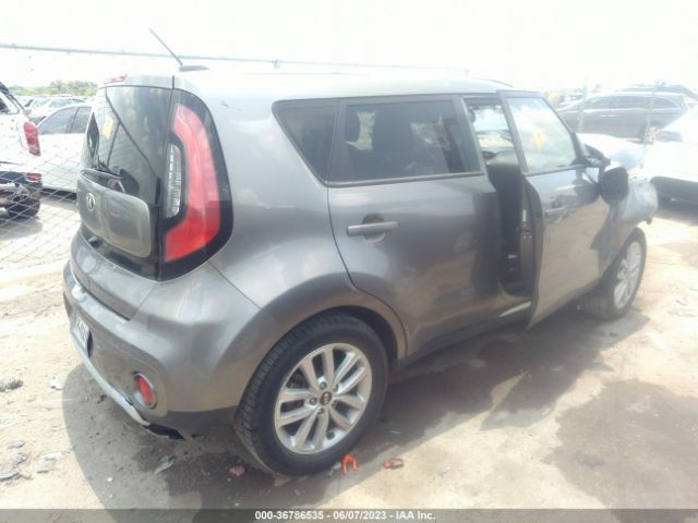 KNDJP3A53J7588657 KIA SOUL +