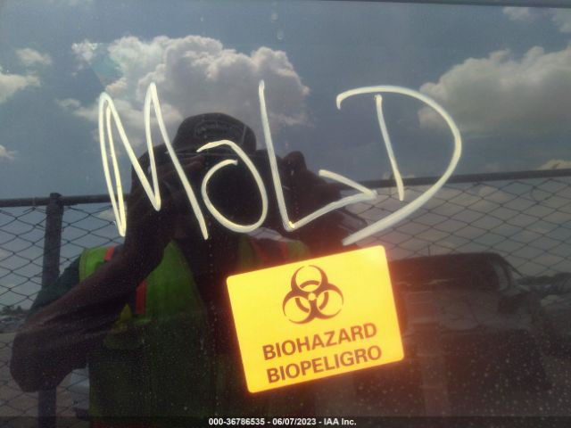 KNDJP3A53J7588657 KIA SOUL +