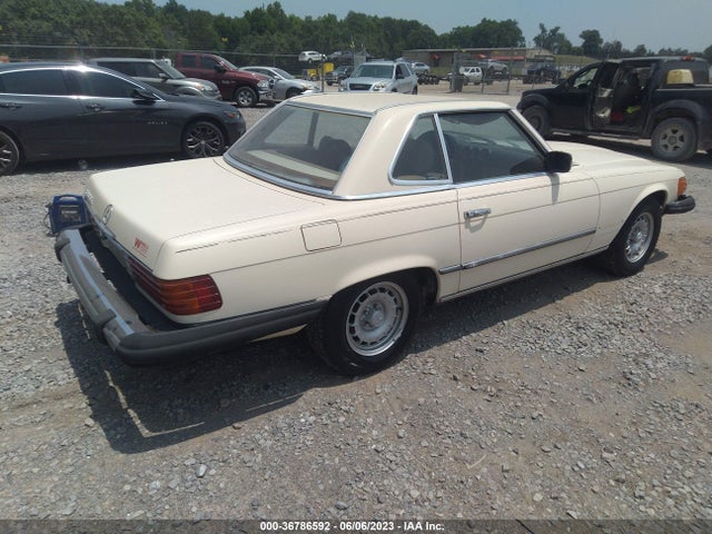 1982 MERCEDES-BENZ 380 SL VIN: WDBBA45A4CB014098