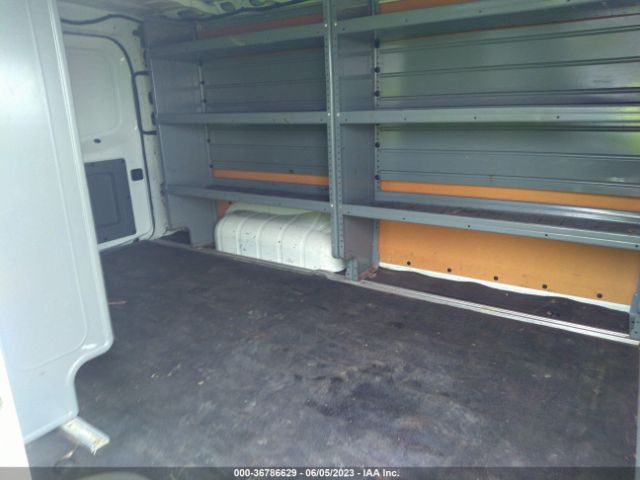 1N6BF0KM3GN812040 Nissan Nv Sv