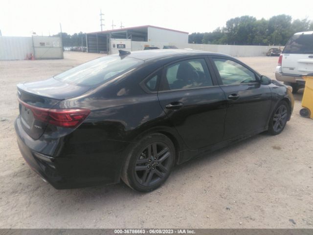 3KPF34AD3ME404773 KIA Forte Gt-line