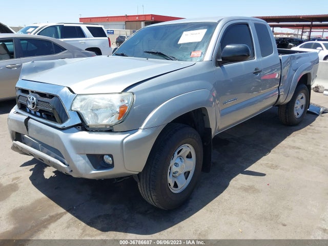 Toyota Tacoma Prerunner 2014 5TFTU4GN5EX057478 Image 2