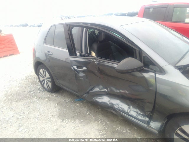 2017 Volkswagen Golf, VIN: WVWPR7AU0HW950205