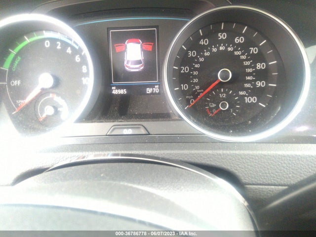 2017 Volkswagen Golf, VIN: WVWPR7AU0HW950205