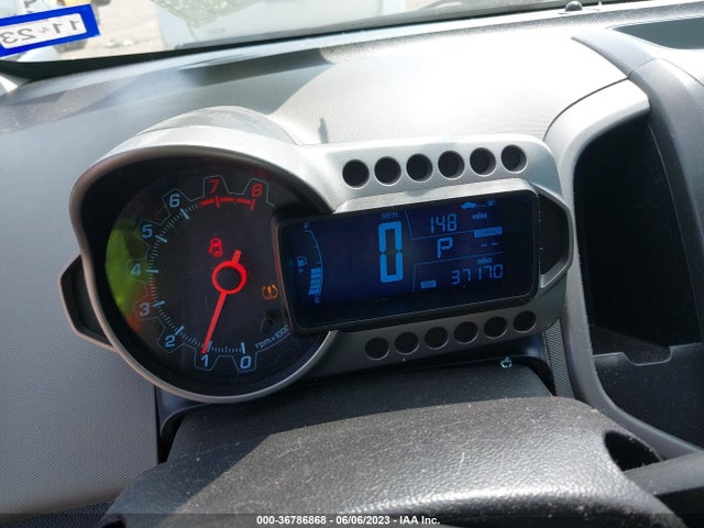 Chevrolet SONIC LT 2016 1G1JC5SH9G4175998 Image 7