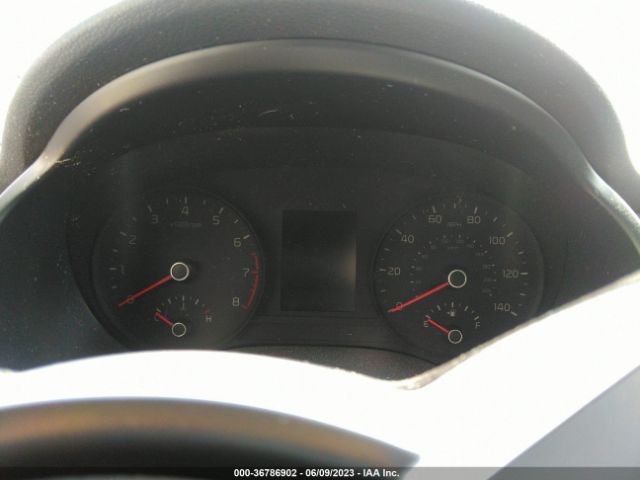 3KPA25ABXJE119047 KIA Rio 5-door Lx